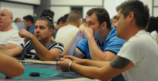 Headless Successful community Lista jucătorilor din zilele 1A și 1B în Turneul Inaugural PokerFest Club