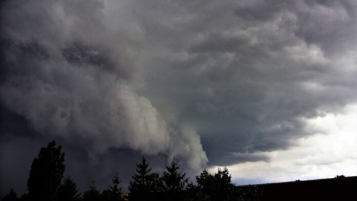 nori negri Previziunile sumbre