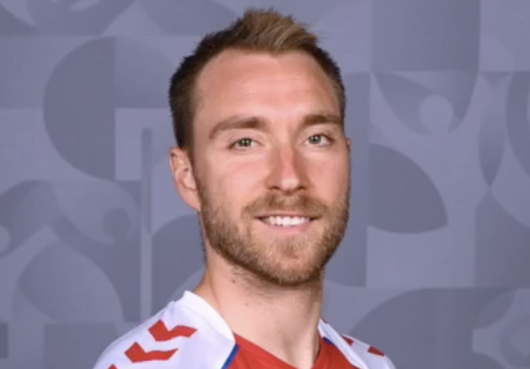 Christian Eriksen resuscitat îndelung pe teren la EURO 2020 Christian Eriksen